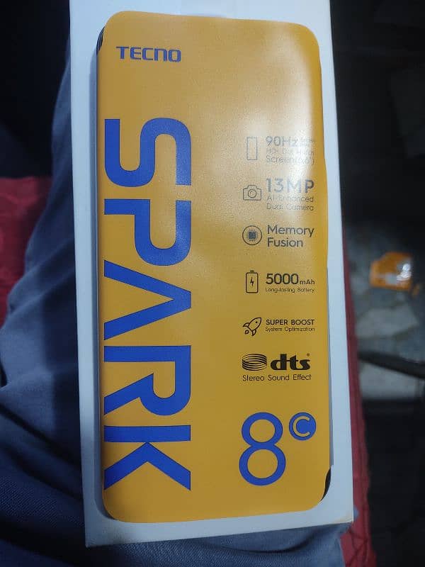 Tecno Spark 8c 2