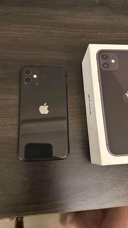 iPhone 11 64 gb jv with box 10/10 condition 0