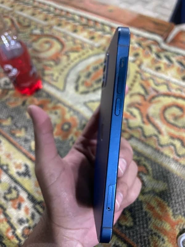 apple iphone 12 64GB 1