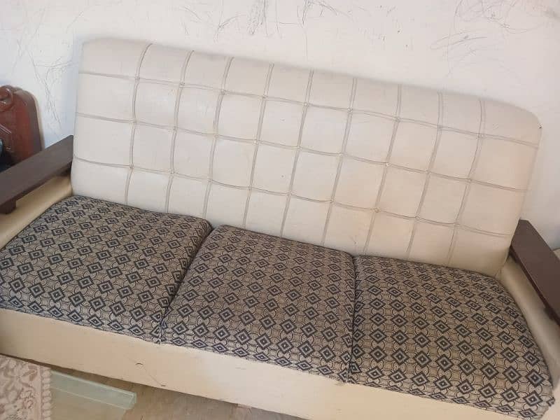 7 seater sofa set for sell 0