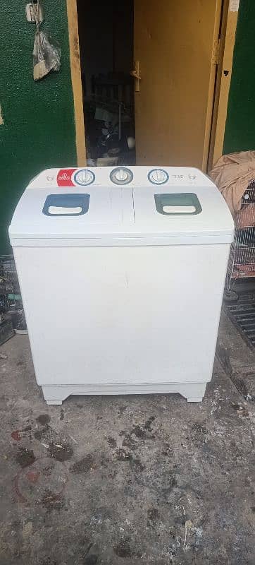 Indus washing machine with spinner 1