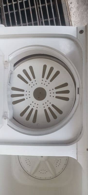 Indus washing machine with spinner 5