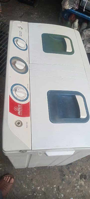 Indus washing machine with spinner 6