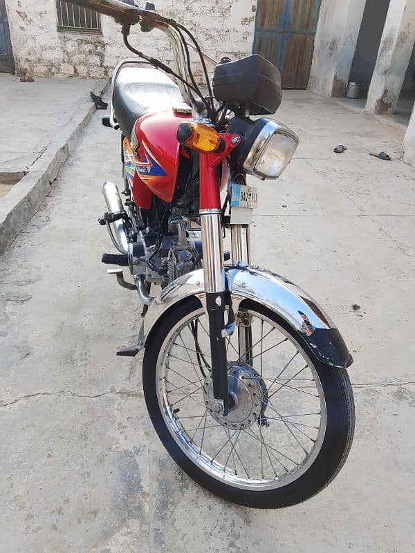 Honda CD 70 for sale 6