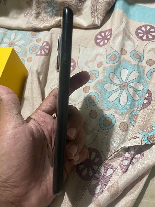 RealMe 9i  6+6 Gb ram 128 Gb rom Mint condition 3