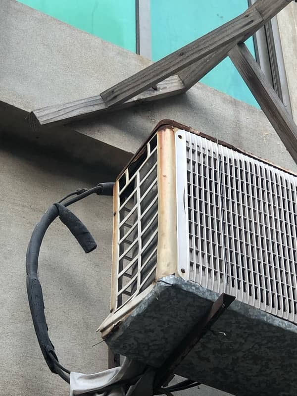 Haier AC 1.5 ton 4