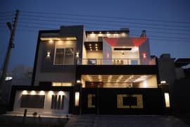 10 Marla Next Level House For Sale In Jeewan City Phase 5 Very Near To Park Or Commercial Area