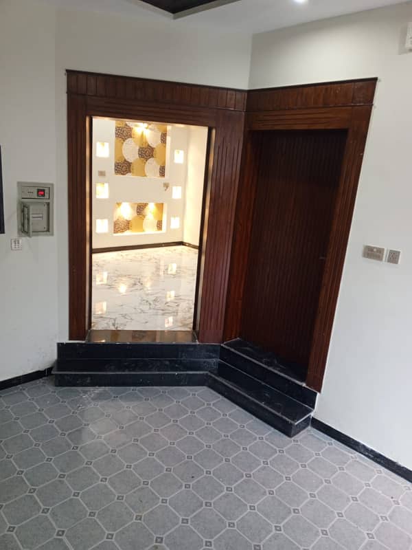 10 Marla Next Level House For Sale In Jeewan City Phase 5 Very Near To Park Or Commercial Area 17