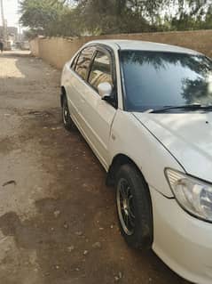 Honda Civic EXi 2005