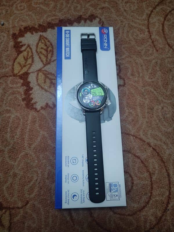 Ronin Smart Watch R-08 selling urgently. 0