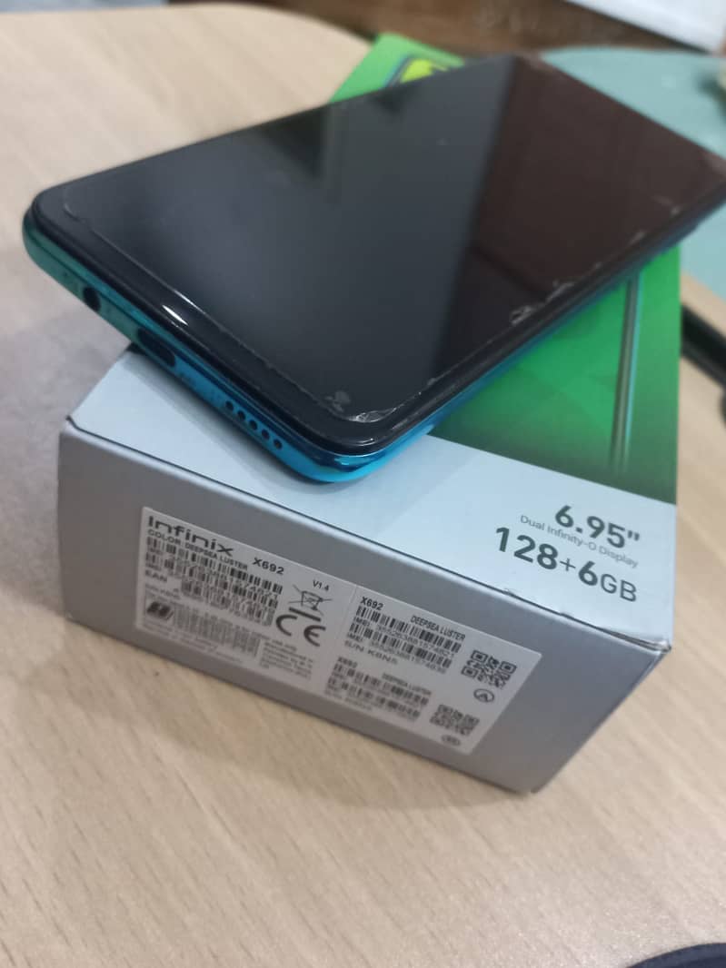 Infinix Note 8 - 128 GB PTA Approved with Box 9.5/10 2