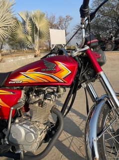 Honda CG 125 For Sale. 10/10 Condition.