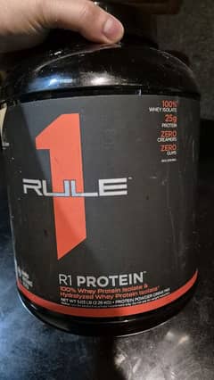 R1 protein by Rule 1 100% iso+ hydrolyzed about 1/4th used