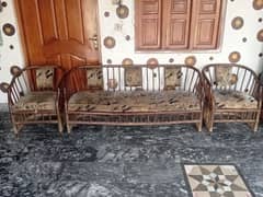 5 seater sofa with table