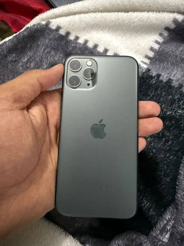 iphone 11 pro 512Gb pta approved 3