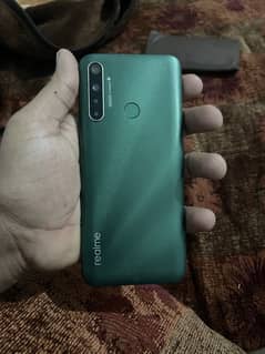 Realme 5i 4/64 Green Color with box