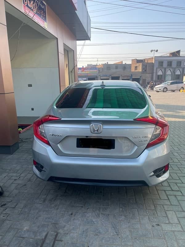 Honda Civic Oriel 2018 0