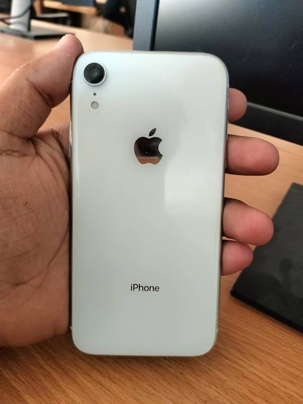 IPhone XR | 64 GB 4