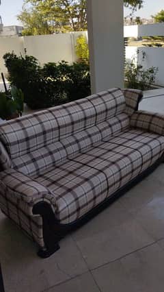 brand new 7seater full cushion sofa with table