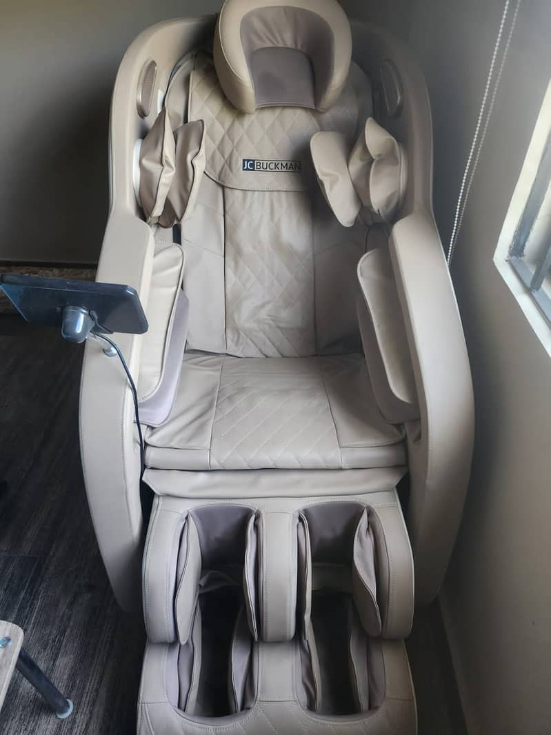 JC Buckman Premium Full Body Massage Chair 3