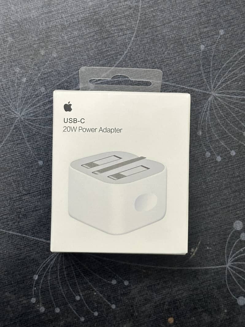 Apple 20W USB-C Power Adapter (OEM) 0