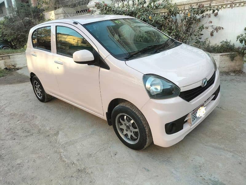 Daihatsu Mira 2012 0