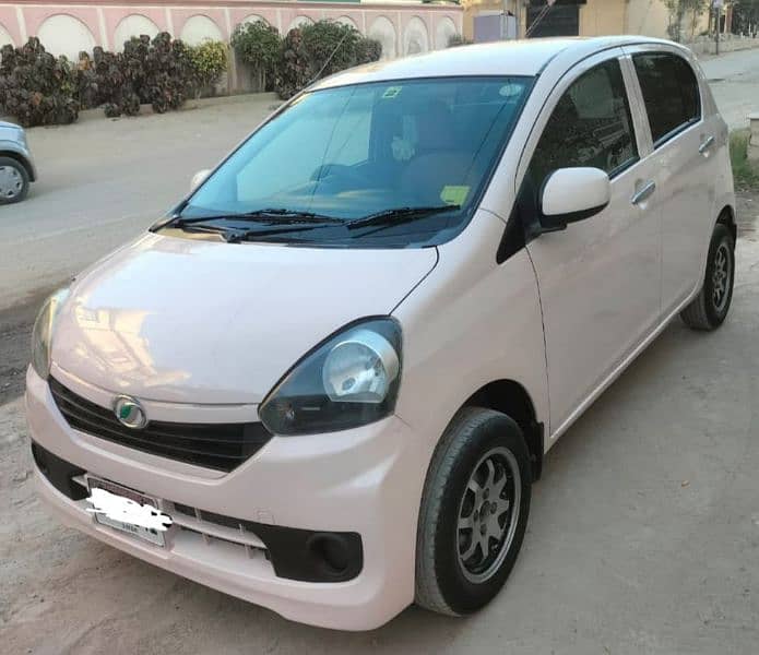 Daihatsu Mira 2012 1