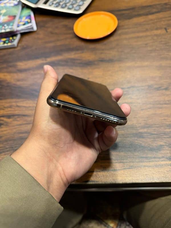 Iphone Xs Max PTA Approved 2