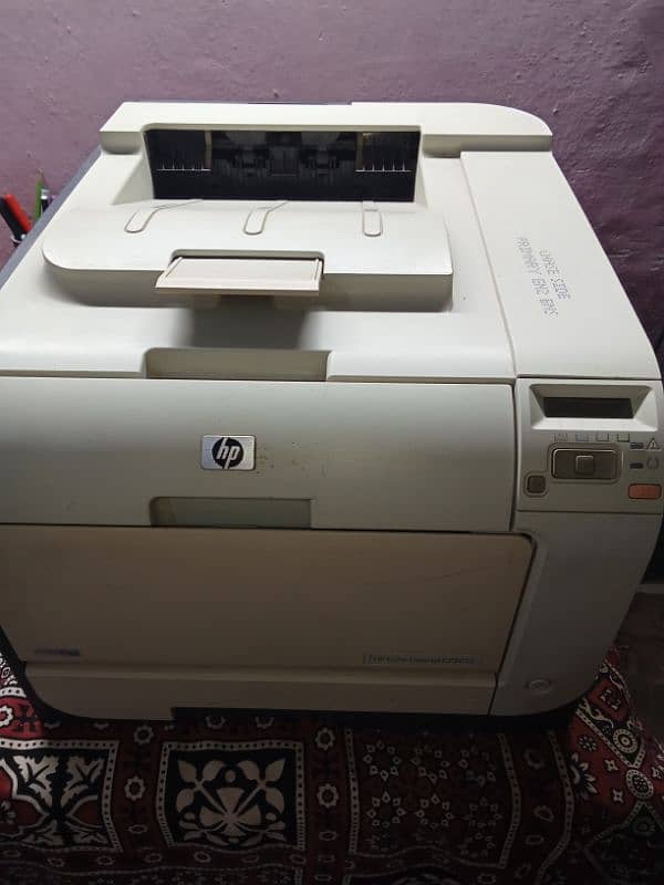 HP Color LaserJet CP2025 0