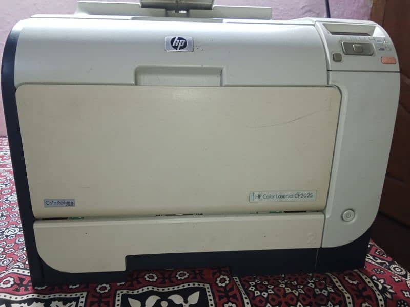 HP Color LaserJet CP2025 3