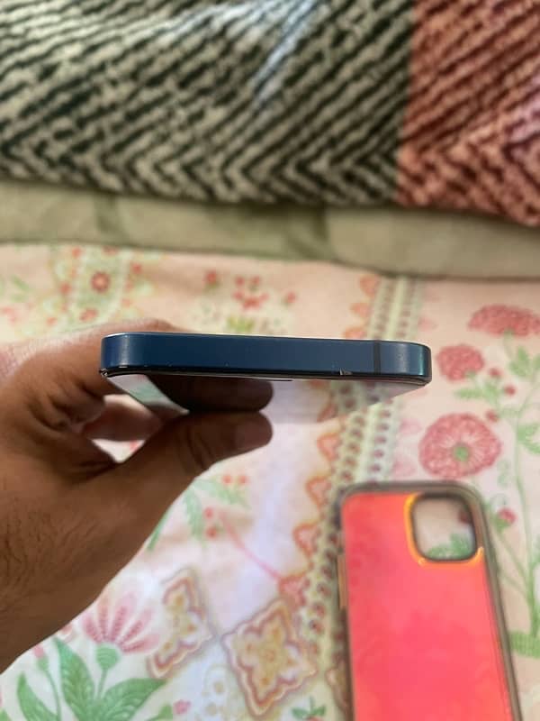 IPhone 12 Pta Approved in best condition 2