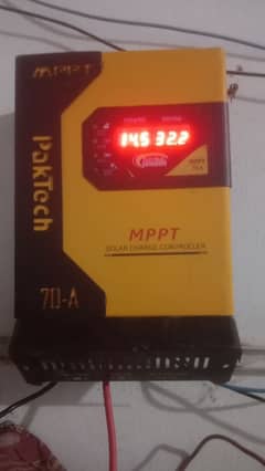 PAK Tech 12/24v  hybrid MPPT Solar  charge controller 70A with box