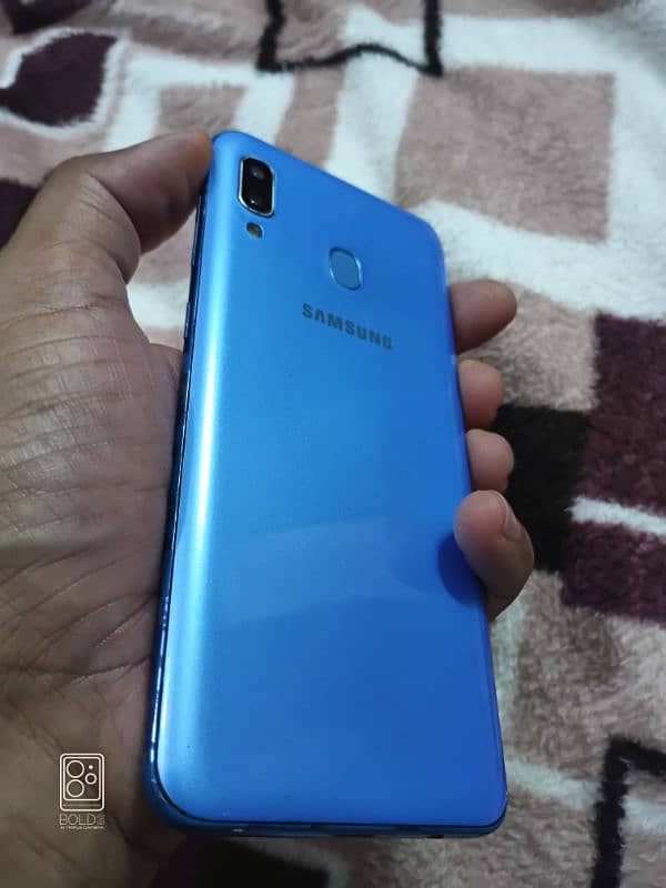 Samsung A30 for sale 4