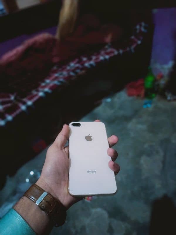 iphone 8 plus 3