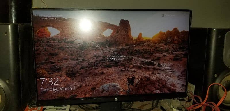 urgent borderless monitor z22n hp 3