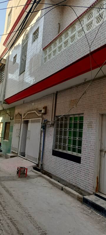 Luxury Double Storey House Near Baraf Khana Chowk Reasonable Price Don't Miss 2