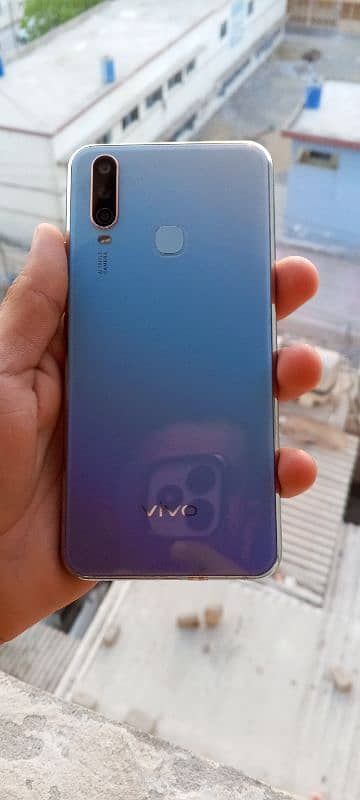 Vivo Y17 8/256 7