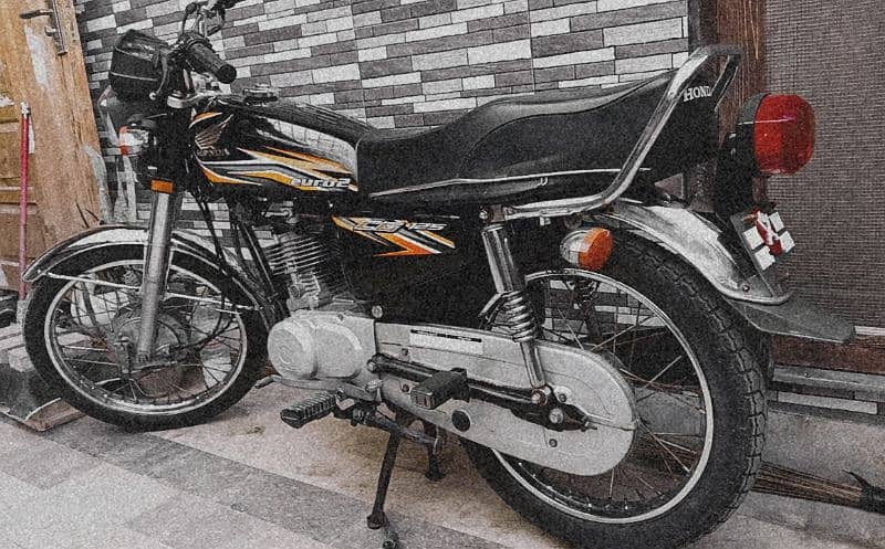 Honda cg 125 2018 GENUINE CONDITION 5