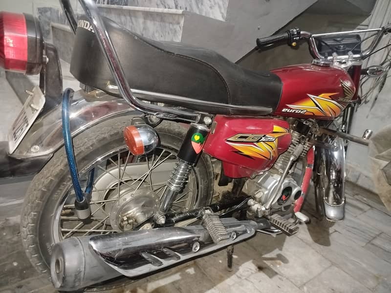 Honda CG 125 2021 3