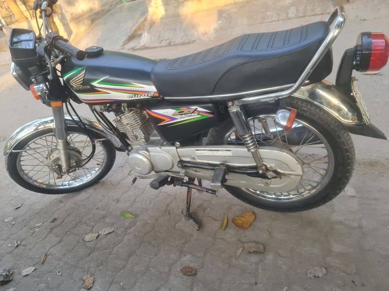 HONDA CG 125 LASH CONDITION WHAT APP NUMBER 03224482298 0