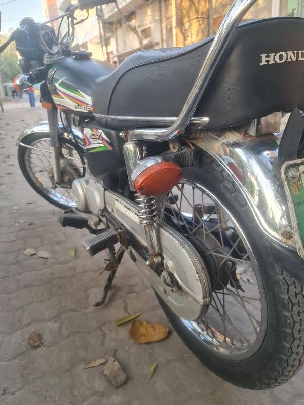 HONDA CG 125 LASH CONDITION WHAT APP NUMBER 03224482298 1