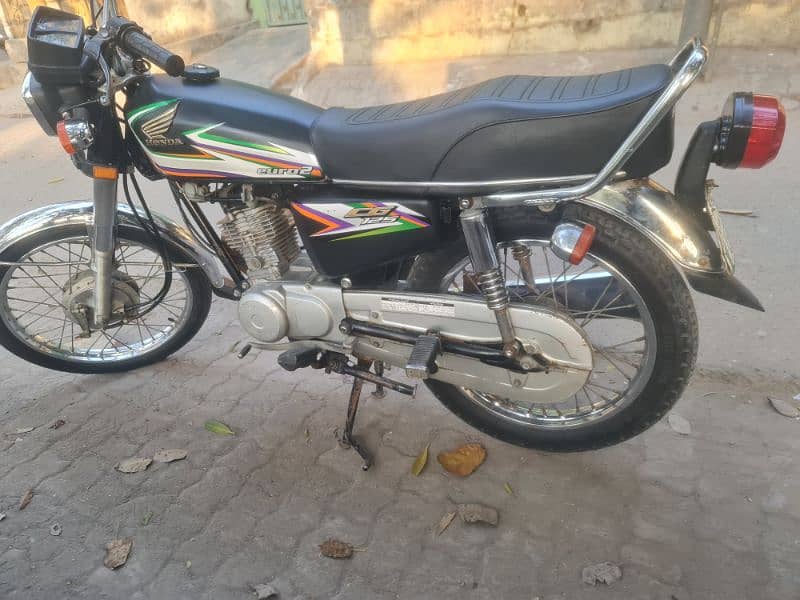 HONDA CG 125 LASH CONDITION WHAT APP NUMBER 03224482298 2