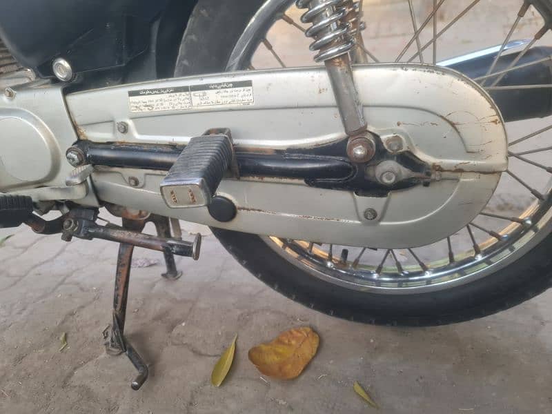 HONDA CG 125 LASH CONDITION WHAT APP NUMBER 03224482298 4
