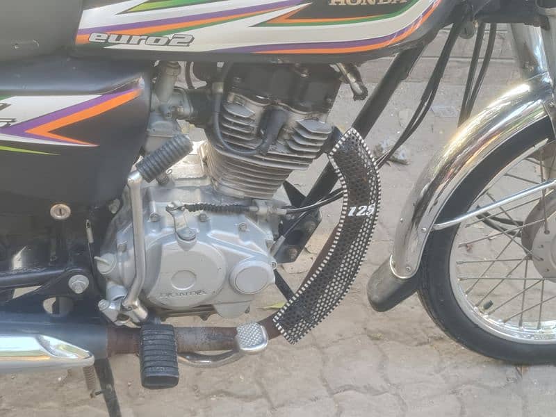 HONDA CG 125 LASH CONDITION WHAT APP NUMBER 03224482298 10