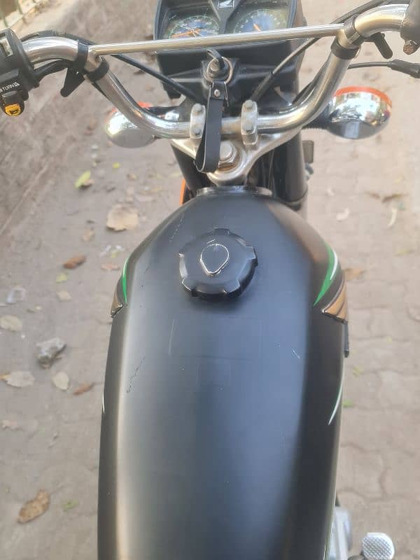 HONDA CG 125 LASH CONDITION WHAT APP NUMBER 03224482298 13