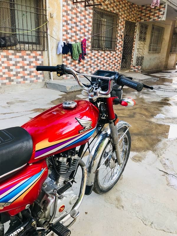 Honda CG-125 karachi number 12