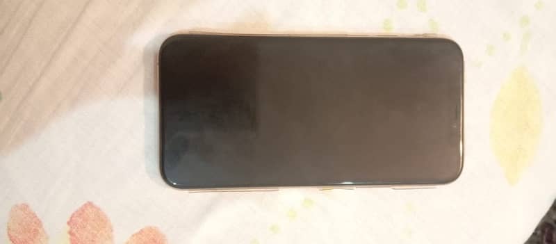 iPhone 11pro 10/9 condition 4