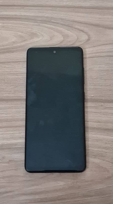 Samsung Galaxy A51 without charger 2