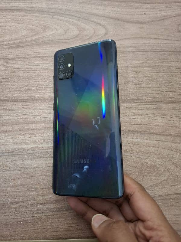 Samsung Galaxy A51 without charger 8
