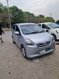 Daihatsu Mira 2012